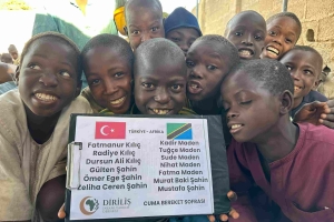 Her Cuma Bereket Sofrası Kuruyoruz