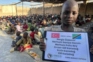 Her Cuma Bereket Sofrası Kuruyoruz