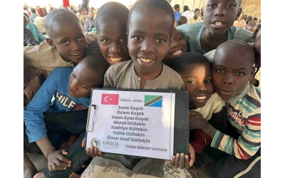 Her Cuma Bereket Sofrası Kuruyoruz