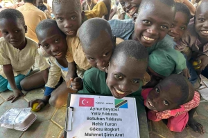 Her Cuma Bereket Sofrası Kuruyoruz