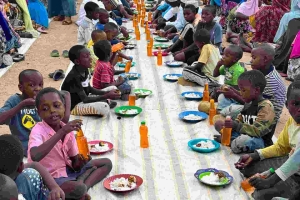 Her Cuma Bereket Sofrası Kuruyoruz