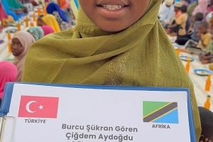 Her Cuma Bereket Sofrası Kuruyoruz